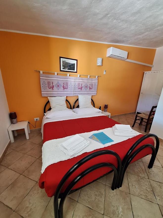 Agriturismo Pira Pinta Доргали Экстерьер фото