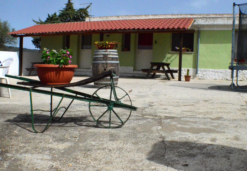 Agriturismo Pira Pinta Доргали Экстерьер фото